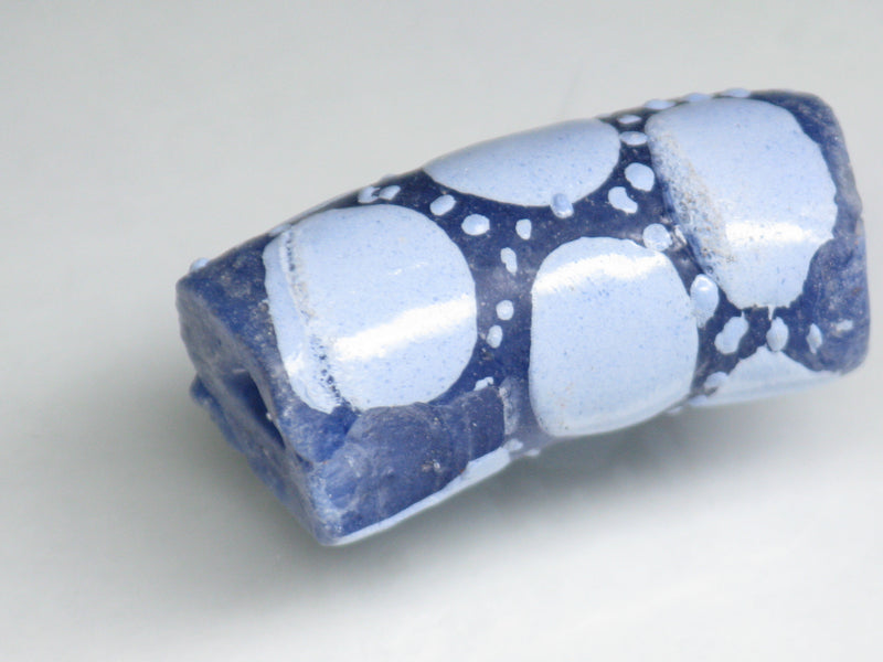 TOKO-BEADS EG105-30 African tube glass bead  12mm EG105-30 エルボー型とんぼ玉 12mm Asian bead & African bead  Handmade,Lampeork,bead,asia,india,ethnic,parts,accessory,beads とんぼ玉,ビーズ,トンボ玉,アジア,インド,エスニック,手作り,パーツ,アクセサリー