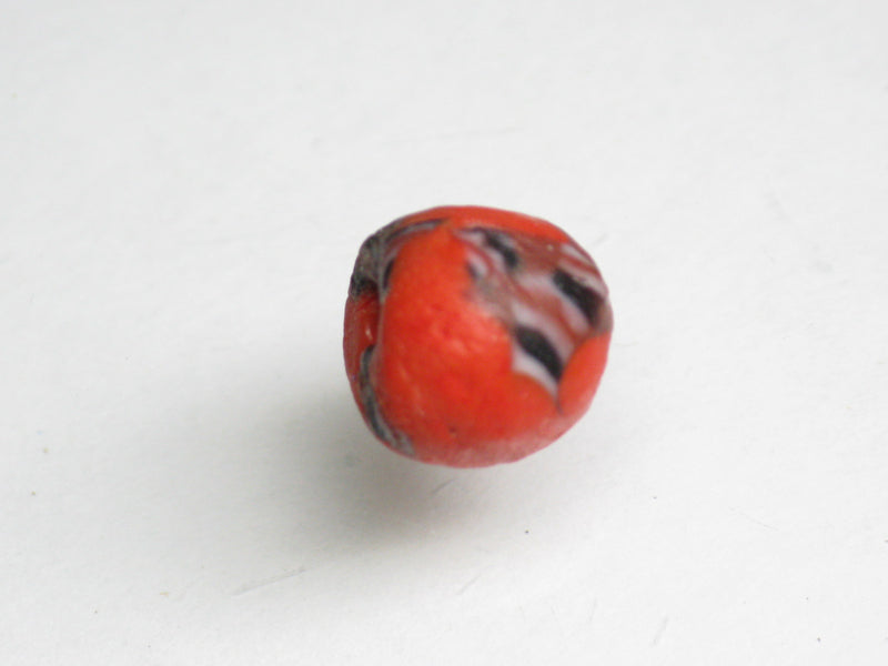 TOKO-BEADS EG201-02 African round glass bead  9mm EG201-02 丸形ガラスビーズ 9mm Asian bead & African bead  Handmade,Lampeork,bead,asia,india,ethnic,parts,accessory,beads とんぼ玉,ビーズ,トンボ玉,アジア,インド,エスニック,手作り,パーツ,アクセサリー