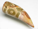 TOKO-BEADS EZ011-09 Tibetan Agate Tooth Pendant 13mm EZ011-09 チベタンアゲートペンダント 13mm Asian bead & African bead  Handmade,Lampeork,bead,asia,india,ethnic,parts,accessory,beads とんぼ玉,ビーズ,トンボ玉,アジア,インド,エスニック,手作り,パーツ,アクセサリー