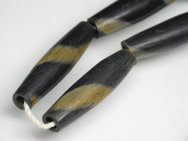 TOKO-BEADS HR102N-06 Horn bead (25pcs) 7~8mm HR102N-06 ホーンビーズ（25個パック） 7~8mm Asian bead & African bead  Handmade,Lampeork,bead,asia,india,ethnic,parts,accessory,beads とんぼ玉,ビーズ,トンボ玉,アジア,インド,エスニック,手作り,パーツ,アクセサリー