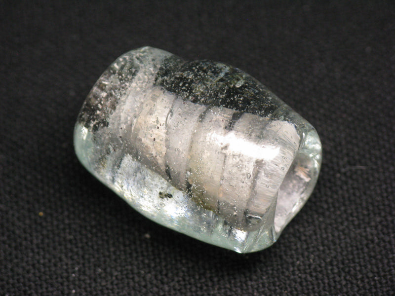 TOKO-BEADS KG001-33 Kenya Recycled Glass bead 19.5mm KG001-33 ケニアリサイクルガラスビーズ 19.5mm Asian bead & African bead  Handmade,Lampeork,bead,asia,india,ethnic,parts,accessory,beads とんぼ玉,ビーズ,トンボ玉,アジア,インド,エスニック,手作り,パーツ,アクセサリー
