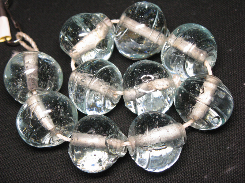TOKO-BEADS KG005N-09 Kenya Recycled Glass bead (Strand) 22~23mm KG005N-09 ケニアリサイクルガラスビーズ（連） 22~23mm Asian bead & African bead  Handmade,Lampeork,bead,asia,india,ethnic,parts,accessory,beads とんぼ玉,ビーズ,トンボ玉,アジア,インド,エスニック,手作り,パーツ,アクセサリー