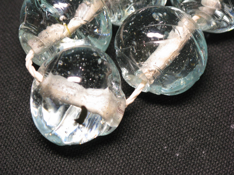 TOKO-BEADS KG005N-09 Kenya Recycled Glass bead (Strand) 22~23mm KG005N-09 ケニアリサイクルガラスビーズ（連） 22~23mm Asian bead & African bead  Handmade,Lampeork,bead,asia,india,ethnic,parts,accessory,beads とんぼ玉,ビーズ,トンボ玉,アジア,インド,エスニック,手作り,パーツ,アクセサリー