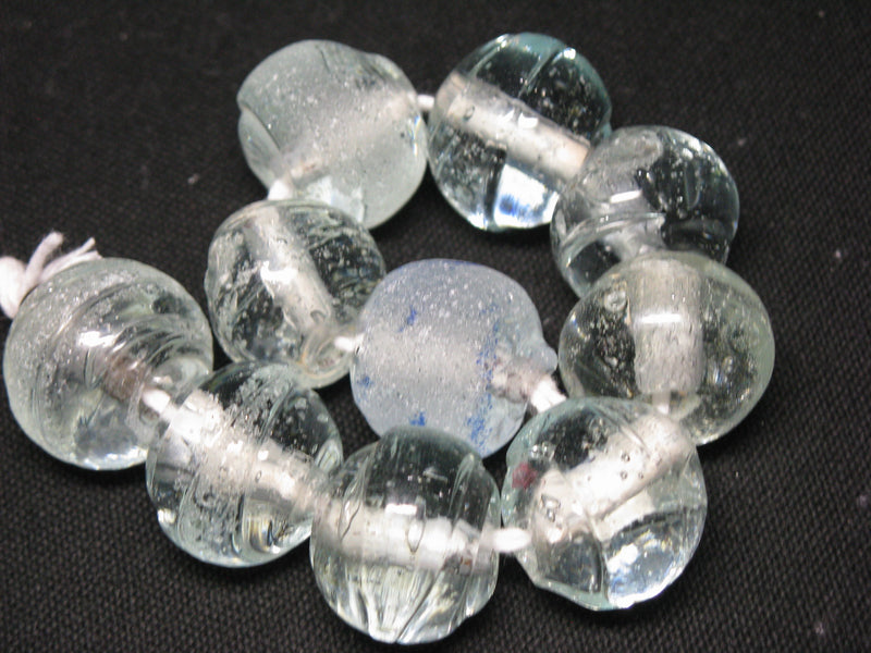 TOKO-BEADS KG006N-03 Kenya Recycled Glass bead (Strand) 18~20mm KG006N-03 ケニアリサイクルガラスビーズ（連） 18~20mm Asian bead & African bead  Handmade,Lampeork,bead,asia,india,ethnic,parts,accessory,beads とんぼ玉,ビーズ,トンボ玉,アジア,インド,エスニック,手作り,パーツ,アクセサリー