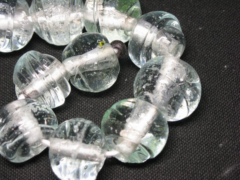 TOKO-BEADS KG006N-05 Kenya Recycled Glass bead (Strand) 19~20mm KG006N-05 ケニアリサイクルガラスビーズ（連） 19~20mm Asian bead & African bead  Handmade,Lampeork,bead,asia,india,ethnic,parts,accessory,beads とんぼ玉,ビーズ,トンボ玉,アジア,インド,エスニック,手作り,パーツ,アクセサリー