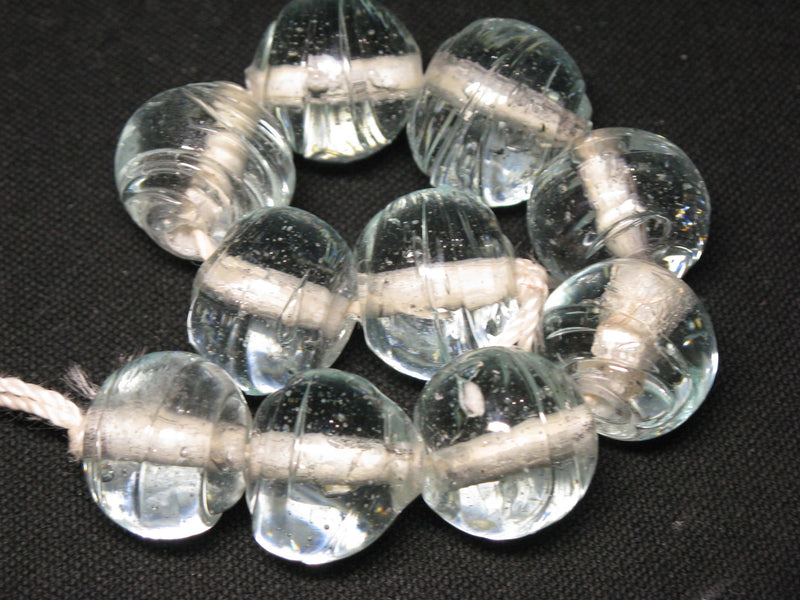 TOKO-BEADS KG006N-08 Kenya Recycled Glass bead (Strand) 19~20mm KG006N-08 ケニアリサイクルガラスビーズ（連） 19~20mm Asian bead & African bead  Handmade,Lampeork,bead,asia,india,ethnic,parts,accessory,beads とんぼ玉,ビーズ,トンボ玉,アジア,インド,エスニック,手作り,パーツ,アクセサリー