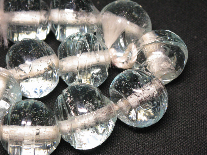 TOKO-BEADS KG006N-08 Kenya Recycled Glass bead (Strand) 19~20mm KG006N-08 ケニアリサイクルガラスビーズ（連） 19~20mm Asian bead & African bead  Handmade,Lampeork,bead,asia,india,ethnic,parts,accessory,beads とんぼ玉,ビーズ,トンボ玉,アジア,インド,エスニック,手作り,パーツ,アクセサリー