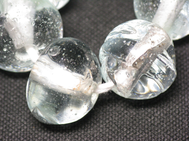 TOKO-BEADS KG006-09N Kenya Recycled Glass bead (Strand) 16~18mm KG006-09N ケニアリサイクルガラスビーズ（連） 16~18mm Asian bead & African bead  Handmade,Lampeork,bead,asia,india,ethnic,parts,accessory,beads とんぼ玉,ビーズ,トンボ玉,アジア,インド,エスニック,手作り,パーツ,アクセサリー