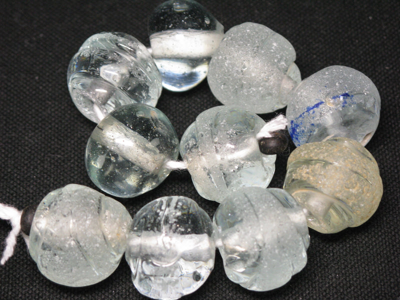 TOKO-BEADS KG006-11N Kenya Recycled Glass bead (Strand) 18~19mm KG006-11N ケニアリサイクルガラスビーズ（連） 18~19mm Asian bead & African bead  Handmade,Lampeork,bead,asia,india,ethnic,parts,accessory,beads とんぼ玉,ビーズ,トンボ玉,アジア,インド,エスニック,手作り,パーツ,アクセサリー