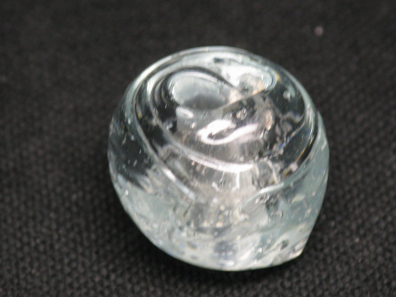 TOKO-BEADS KG006S-60 Kenya Recycled Glass bead 19mm KG006S-60 ケニアリサイクルガラスビーズ 19mm Asian bead & African bead  Handmade,Lampeork,bead,asia,india,ethnic,parts,accessory,beads とんぼ玉,ビーズ,トンボ玉,アジア,インド,エスニック,手作り,パーツ,アクセサリー
