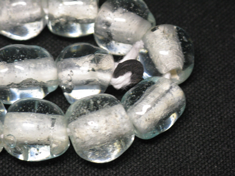 TOKO-BEADS KG007N-03 Kenya Recycled Glass bead (Strand) 11~13mm KG007N-03 ケニアリサイクルガラスビーズ（連） 11~13mm Asian bead & African bead  Handmade,Lampeork,bead,asia,india,ethnic,parts,accessory,beads とんぼ玉,ビーズ,トンボ玉,アジア,インド,エスニック,手作り,パーツ,アクセサリー