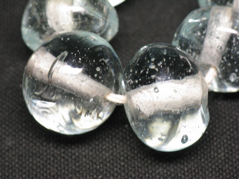 TOKO-BEADS KG008N-03 Kenya Recycled Glass bead (Strand) 17~19mm KG008N-03 ケニアリサイクルガラスビーズ（連） 17~19mm Asian bead & African bead  Handmade,Lampeork,bead,asia,india,ethnic,parts,accessory,beads とんぼ玉,ビーズ,トンボ玉,アジア,インド,エスニック,手作り,パーツ,アクセサリー