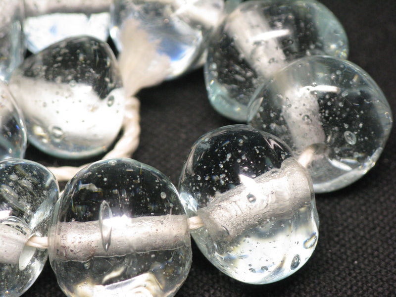 TOKO-BEADS KG008N-03 Kenya Recycled Glass bead (Strand) 17~19mm KG008N-03 ケニアリサイクルガラスビーズ（連） 17~19mm Asian bead & African bead  Handmade,Lampeork,bead,asia,india,ethnic,parts,accessory,beads とんぼ玉,ビーズ,トンボ玉,アジア,インド,エスニック,手作り,パーツ,アクセサリー