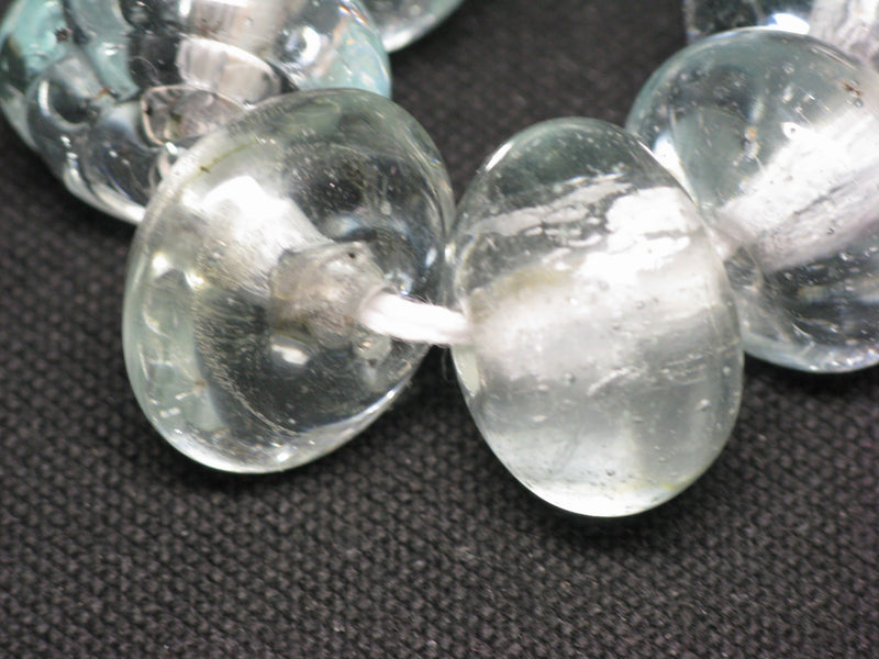 TOKO-BEADS KG008N-05 Kenya Recycled Glass bead (Strand) 17~19mm KG008N-05 ケニアリサイクルガラスビーズ（連） 17~19mm Asian bead & African bead  Handmade,Lampeork,bead,asia,india,ethnic,parts,accessory,beads とんぼ玉,ビーズ,トンボ玉,アジア,インド,エスニック,手作り,パーツ,アクセサリー