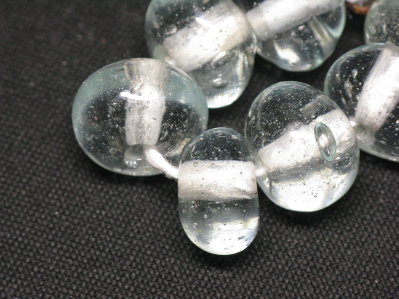 TOKO-BEADS KG008N-11 Kenya Recycled Glass bead (Strand) 15~21mm KG008N-11 ケニアリサイクルガラスビーズ（連） 15~21mm Asian bead & African bead  Handmade,Lampeork,bead,asia,india,ethnic,parts,accessory,beads とんぼ玉,ビーズ,トンボ玉,アジア,インド,エスニック,手作り,パーツ,アクセサリー