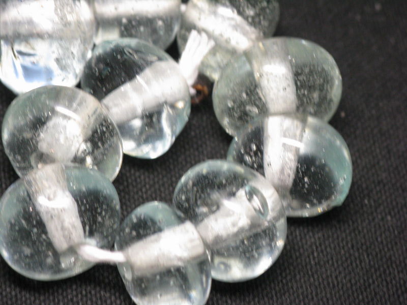 TOKO-BEADS KG008N-11 Kenya Recycled Glass bead (Strand) 15~21mm KG008N-11 ケニアリサイクルガラスビーズ（連） 15~21mm Asian bead & African bead  Handmade,Lampeork,bead,asia,india,ethnic,parts,accessory,beads とんぼ玉,ビーズ,トンボ玉,アジア,インド,エスニック,手作り,パーツ,アクセサリー