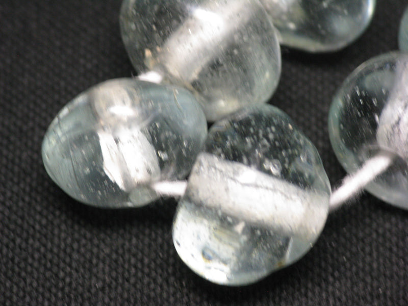 TOKO-BEADS KG008N-14 Kenya Recycled Glass bead (Strand) 16~18mm KG008N-14 ケニアリサイクルガラスビーズ（連） 16~18mm Asian bead & African bead  Handmade,Lampeork,bead,asia,india,ethnic,parts,accessory,beads とんぼ玉,ビーズ,トンボ玉,アジア,インド,エスニック,手作り,パーツ,アクセサリー