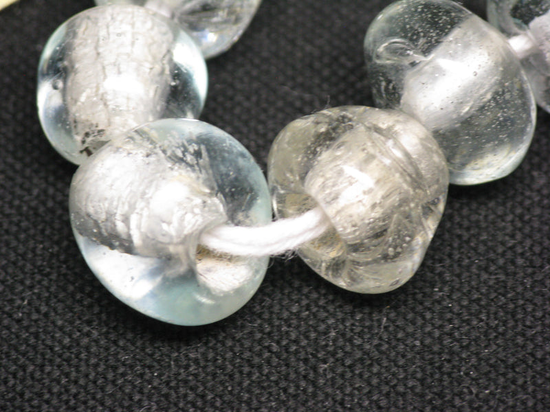 TOKO-BEADS KG008N-24 Kenya Recycled Glass bead (Strand) 12~14mm KG008N-24 ケニアリサイクルガラスビーズ（連） 12~14mm Asian bead & African bead  Handmade,Lampeork,bead,asia,india,ethnic,parts,accessory,beads とんぼ玉,ビーズ,トンボ玉,アジア,インド,エスニック,手作り,パーツ,アクセサリー