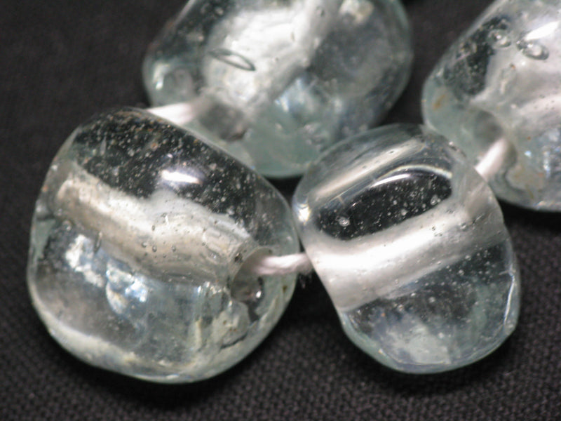 TOKO-BEADS KG009N-02 Kenya Recycled Glass bead (Strand) 21~22mm KG009N-02 ケニアリサイクルガラスビーズ（連） 21~22mm Asian bead & African bead  Handmade,Lampeork,bead,asia,india,ethnic,parts,accessory,beads とんぼ玉,ビーズ,トンボ玉,アジア,インド,エスニック,手作り,パーツ,アクセサリー