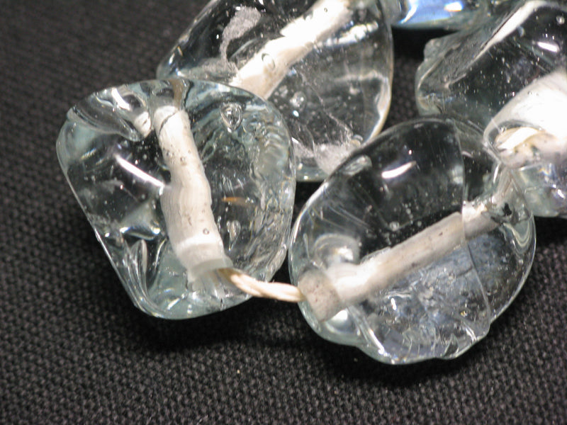 TOKO-BEADS KG009N-04 Kenya Recycled Glass bead (Strand) 18~21mm KG009N-04 ケニアリサイクルガラスビーズ（連） 18~21mm Asian bead & African bead  Handmade,Lampeork,bead,asia,india,ethnic,parts,accessory,beads とんぼ玉,ビーズ,トンボ玉,アジア,インド,エスニック,手作り,パーツ,アクセサリー