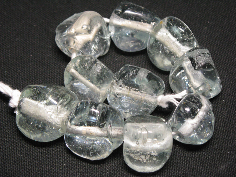 TOKO-BEADS KG009N-07 Kenya Recycled Glass bead (Strand) 16~19mm KG009N-07 ケニアリサイクルガラスビーズ（連） 16~19mm Asian bead & African bead  Handmade,Lampeork,bead,asia,india,ethnic,parts,accessory,beads とんぼ玉,ビーズ,トンボ玉,アジア,インド,エスニック,手作り,パーツ,アクセサリー