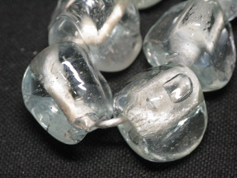 TOKO-BEADS KG009N-07 Kenya Recycled Glass bead (Strand) 16~19mm KG009N-07 ケニアリサイクルガラスビーズ（連） 16~19mm Asian bead & African bead  Handmade,Lampeork,bead,asia,india,ethnic,parts,accessory,beads とんぼ玉,ビーズ,トンボ玉,アジア,インド,エスニック,手作り,パーツ,アクセサリー