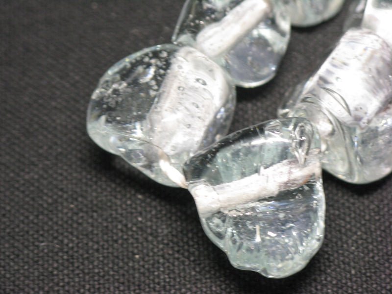 TOKO-BEADS KG009N-09 Kenya Recycled Glass bead (Strand) 15~18mm KG009N-09 ケニアリサイクルガラスビーズ（連） 15~18mm Asian bead & African bead  Handmade,Lampeork,bead,asia,india,ethnic,parts,accessory,beads とんぼ玉,ビーズ,トンボ玉,アジア,インド,エスニック,手作り,パーツ,アクセサリー