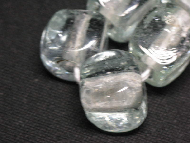 TOKO-BEADS KG010N-03 Kenya Recycled Glass bead (Strand) 16~17mm KG010N-03 ケニアリサイクルガラスビーズ（連） 16~17mm Asian bead & African bead  Handmade,Lampeork,bead,asia,india,ethnic,parts,accessory,beads とんぼ玉,ビーズ,トンボ玉,アジア,インド,エスニック,手作り,パーツ,アクセサリー