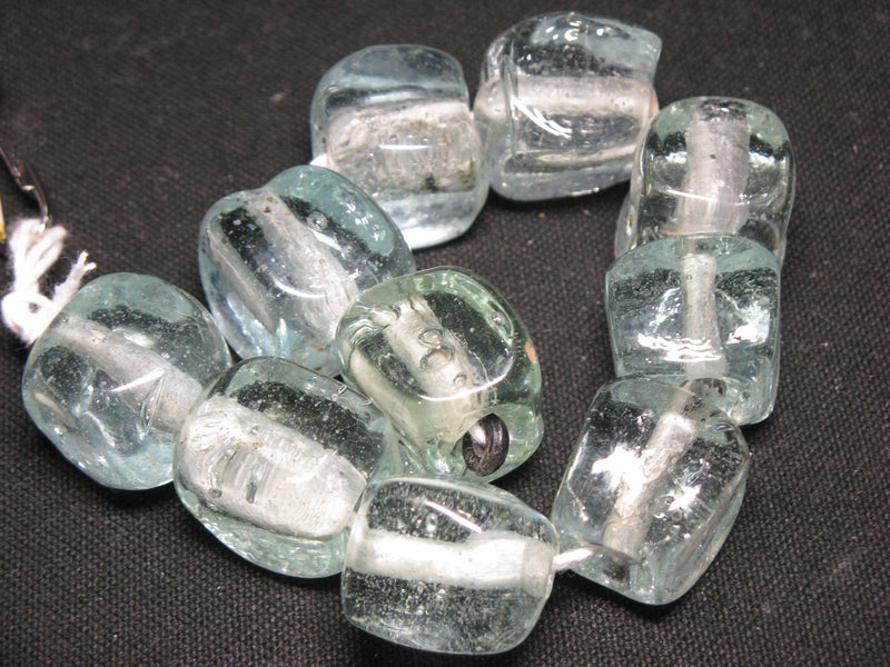 TOKO-BEADS KG010N-07 Kenya Recycled Glass bead (Strand) 18~20mm KG010N-07 ケニアリサイクルガラスビーズ（連） 18~20mm Asian bead & African bead  Handmade,Lampeork,bead,asia,india,ethnic,parts,accessory,beads とんぼ玉,ビーズ,トンボ玉,アジア,インド,エスニック,手作り,パーツ,アクセサリー