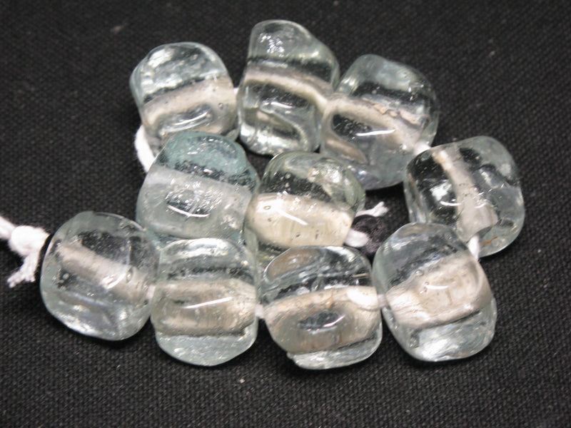 TOKO-BEADS KG010N-08 Kenya Recycled Glass bead (Strand) 13~15mm KG010N-08 ケニアリサイクルガラスビーズ（連） 13~15mm Asian bead & African bead  Handmade,Lampeork,bead,asia,india,ethnic,parts,accessory,beads とんぼ玉,ビーズ,トンボ玉,アジア,インド,エスニック,手作り,パーツ,アクセサリー