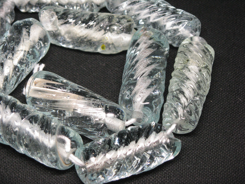 TOKO-BEADS KG013N-06 Kenya Recycled Glass bead (Strand) 13~16mm KG013N-06 ケニアリサイクルガラスビーズ（連） 13~16mm Asian bead & African bead  Handmade,Lampeork,bead,asia,india,ethnic,parts,accessory,beads とんぼ玉,ビーズ,トンボ玉,アジア,インド,エスニック,手作り,パーツ,アクセサリー