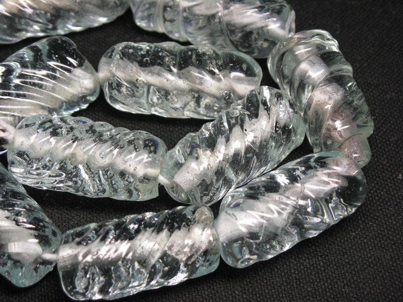TOKO-BEADS KG015N-04 Kenya Recycled Glass bead (Strand) 14~16mm KG015N-04 ケニアリサイクルガラスビーズ（連） 14~16mm Asian bead & African bead  Handmade,Lampeork,bead,asia,india,ethnic,parts,accessory,beads とんぼ玉,ビーズ,トンボ玉,アジア,インド,エスニック,手作り,パーツ,アクセサリー