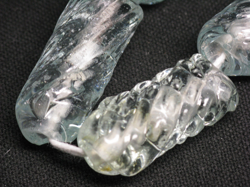 TOKO-BEADS KG015N-05 Kenya Recycled Glass bead (Strand) 13~15mm KG015N-05 ケニアリサイクルガラスビーズ（連） 13~15mm Asian bead & African bead  Handmade,Lampeork,bead,asia,india,ethnic,parts,accessory,beads とんぼ玉,ビーズ,トンボ玉,アジア,インド,エスニック,手作り,パーツ,アクセサリー