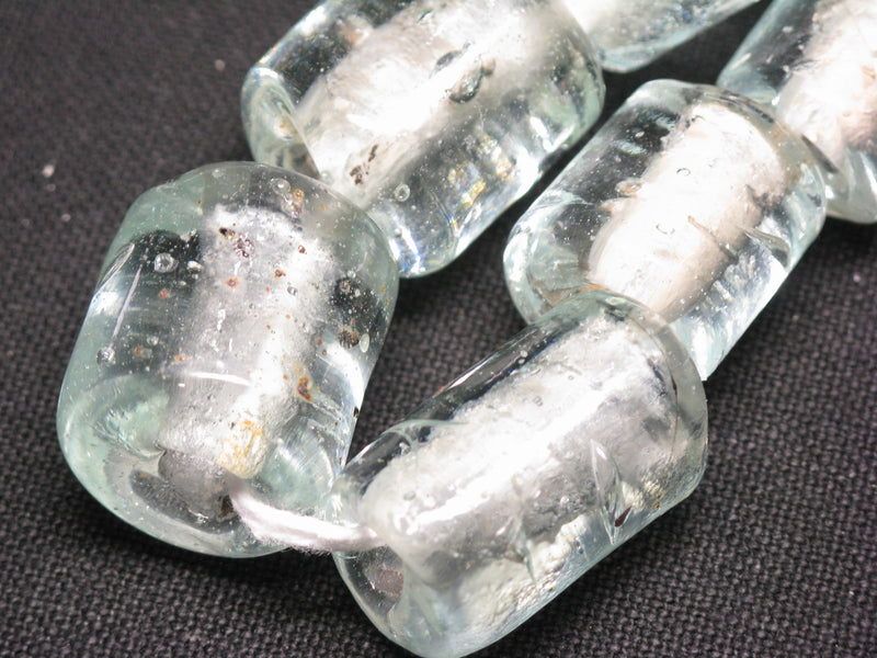 TOKO-BEADS KG017N-10 Kenya Recycled Glass bead (Strand) 15~18mm KG017N-10 ケニアリサイクルガラスビーズ（連） 15~18mm Asian bead & African bead  Handmade,Lampeork,bead,asia,india,ethnic,parts,accessory,beads とんぼ玉,ビーズ,トンボ玉,アジア,インド,エスニック,手作り,パーツ,アクセサリー