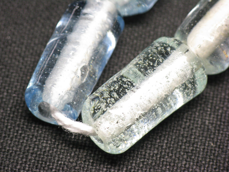 TOKO-BEADS KG017N-12 Kenya Recycled Glass bead (Strand) 10~11mm KG017N-12 ケニアリサイクルガラスビーズ（連） 10~11mm Asian bead & African bead  Handmade,Lampeork,bead,asia,india,ethnic,parts,accessory,beads とんぼ玉,ビーズ,トンボ玉,アジア,インド,エスニック,手作り,パーツ,アクセサリー
