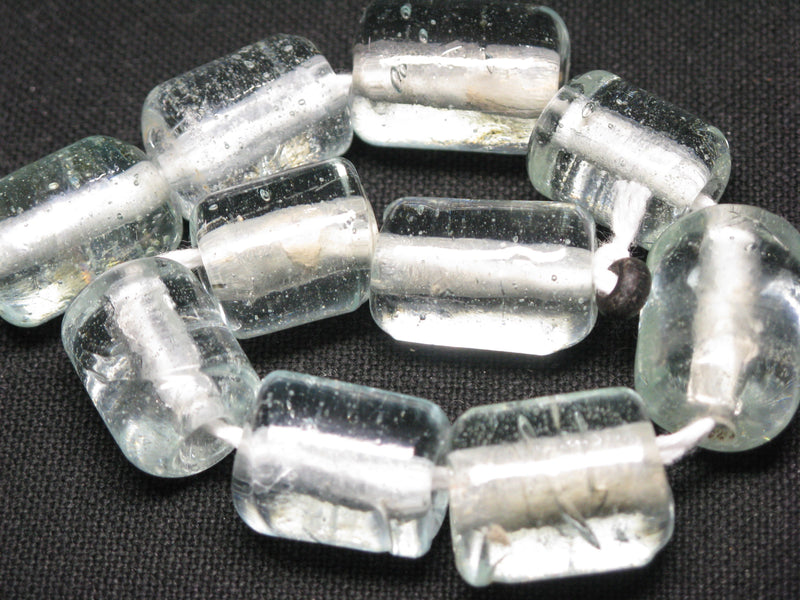 TOKO-BEADS KG017N-15 Kenya Recycled Glass bead (Strand) 13~15mm KG017N-15 ケニアリサイクルガラスビーズ（連） 13~15mm Asian bead & African bead  Handmade,Lampeork,bead,asia,india,ethnic,parts,accessory,beads とんぼ玉,ビーズ,トンボ玉,アジア,インド,エスニック,手作り,パーツ,アクセサリー