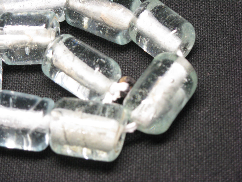 TOKO-BEADS KG017N-15 Kenya Recycled Glass bead (Strand) 13~15mm KG017N-15 ケニアリサイクルガラスビーズ（連） 13~15mm Asian bead & African bead  Handmade,Lampeork,bead,asia,india,ethnic,parts,accessory,beads とんぼ玉,ビーズ,トンボ玉,アジア,インド,エスニック,手作り,パーツ,アクセサリー