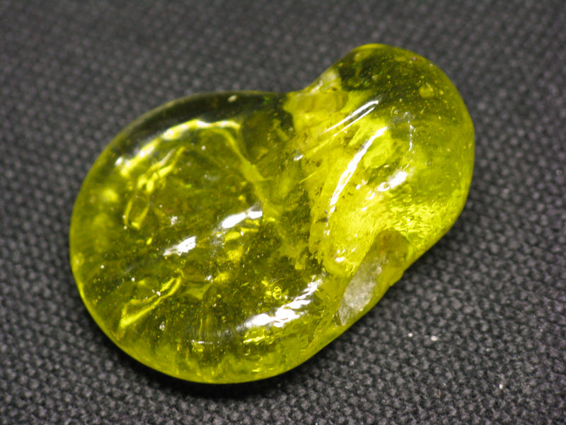 TOKO-BEADS KG030-09 Kenya Recycled Glass pendant 28mm KG030-09 ケニアリサイクルガラスチャーム 28mm Asian bead & African bead  Handmade,Lampeork,bead,asia,india,ethnic,parts,accessory,beads とんぼ玉,ビーズ,トンボ玉,アジア,インド,エスニック,手作り,パーツ,アクセサリー
