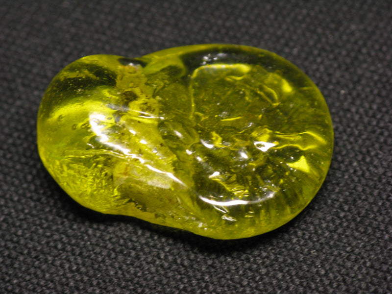 TOKO-BEADS KG030-09 Kenya Recycled Glass pendant 28mm KG030-09 ケニアリサイクルガラスチャーム 28mm Asian bead & African bead  Handmade,Lampeork,bead,asia,india,ethnic,parts,accessory,beads とんぼ玉,ビーズ,トンボ玉,アジア,インド,エスニック,手作り,パーツ,アクセサリー