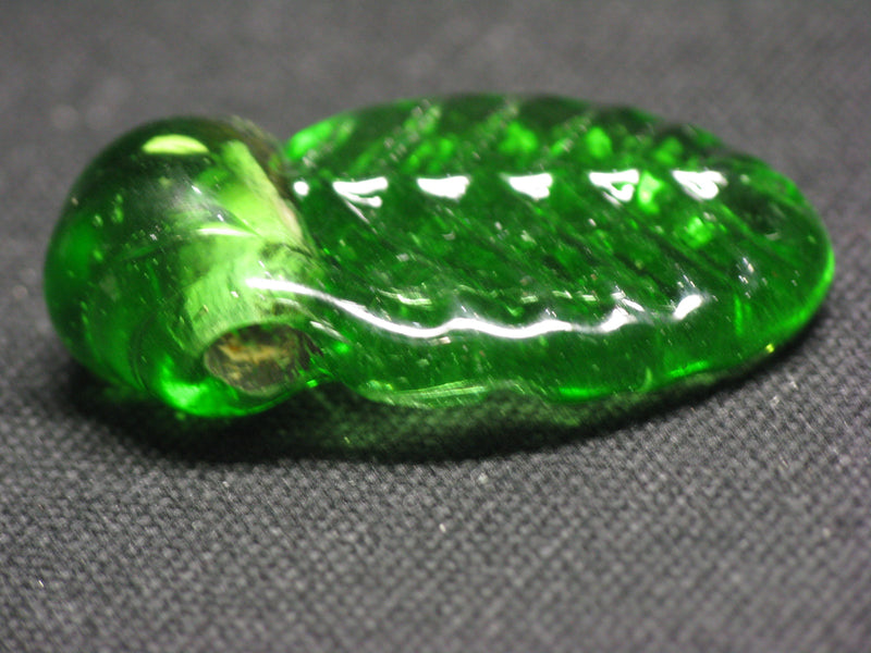 TOKO-BEADS KG030-10 Kenya Recycled Glass pendant 33mm KG030-10 ケニアリサイクルガラスチャーム 33mm Asian bead & African bead  Handmade,Lampeork,bead,asia,india,ethnic,parts,accessory,beads とんぼ玉,ビーズ,トンボ玉,アジア,インド,エスニック,手作り,パーツ,アクセサリー