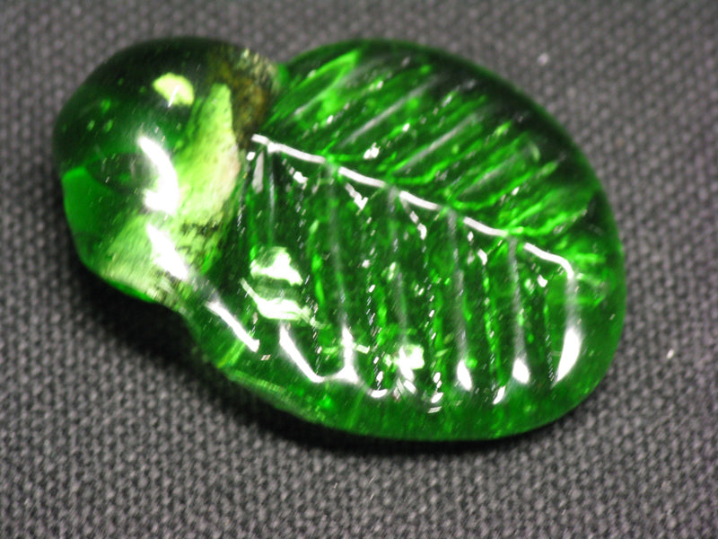 TOKO-BEADS KG030-10 Kenya Recycled Glass pendant 33mm KG030-10 ケニアリサイクルガラスチャーム 33mm Asian bead & African bead  Handmade,Lampeork,bead,asia,india,ethnic,parts,accessory,beads とんぼ玉,ビーズ,トンボ玉,アジア,インド,エスニック,手作り,パーツ,アクセサリー
