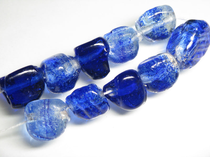TOKO-BEADS KG035-02N Kenya Recycled Glass bead (strand) 17~21mm KG035-02N ケニアリサイクルガラスビーズ（連） 17~21mm Asian bead & African bead  Handmade,Lampeork,bead,asia,india,ethnic,parts,accessory,beads とんぼ玉,ビーズ,トンボ玉,アジア,インド,エスニック,手作り,パーツ,アクセサリー