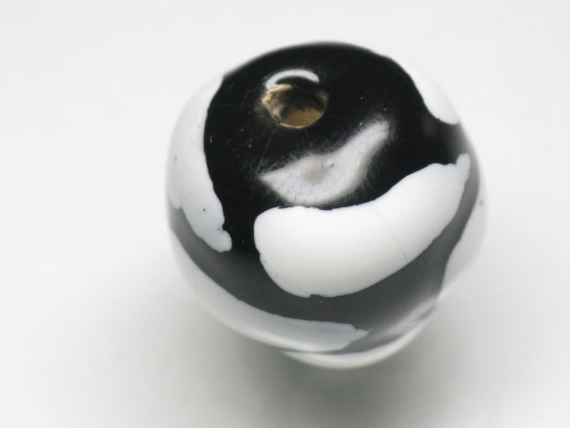 TOKO-BEADS KZ004-63 Kenyan ceramic bead 15mm KZ004-63 ケニアセラミックビーズ 15mmKazuri カズリビーズ Asian bead & African bead  Handmade,Lampeork,bead,asia,india,ethnic,parts,accessory,beads とんぼ玉,ビーズ,トンボ玉,アジア,インド,エスニック,手作り,パーツ,アクセサリー