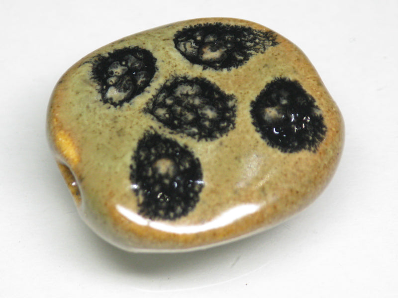 TOKO-BEADS KZ007-14 Kenyan ceramic bead 21~23mm KZ007-14 ケニアセラミックビーズ 21~23mmKazuri カズリビーズ Asian bead & African bead  Handmade,Lampeork,bead,asia,india,ethnic,parts,accessory,beads とんぼ玉,ビーズ,トンボ玉,アジア,インド,エスニック,手作り,パーツ,アクセサリー