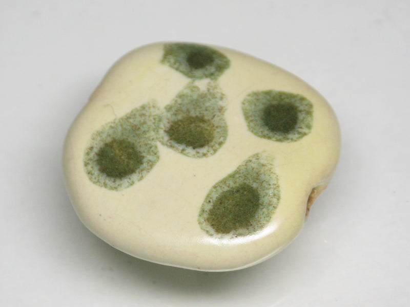 TOKO-BEADS KZ008-97 Kenyan ceramic bead 21~23mm KZ008-97 ケニアセラミックビーズ 21~23mmKazuri カズリビーズ Asian bead & African bead  Handmade,Lampeork,bead,asia,india,ethnic,parts,accessory,beads とんぼ玉,ビーズ,トンボ玉,アジア,インド,エスニック,手作り,パーツ,アクセサリー