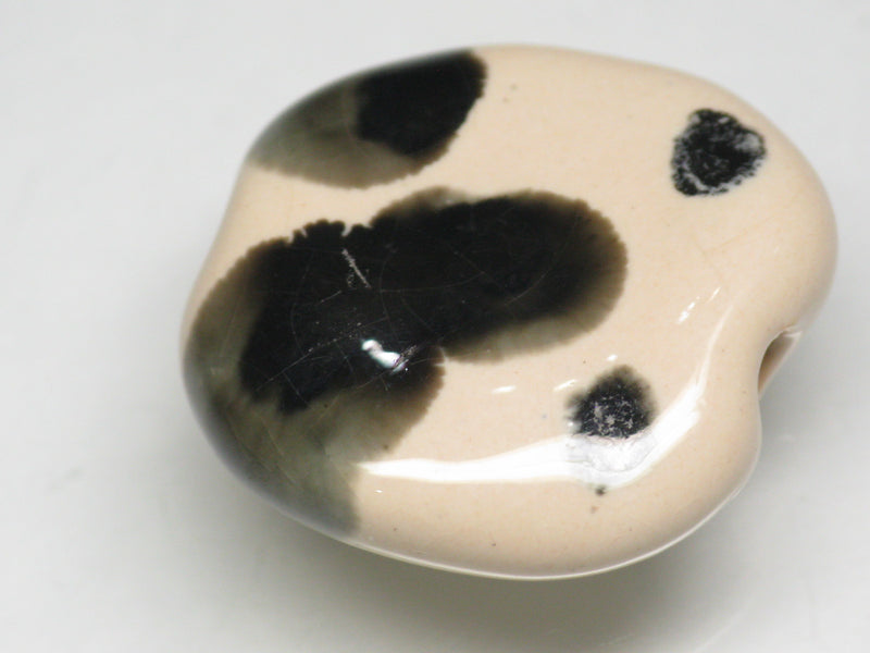 TOKO-BEADS KZ009-08 Kenyan ceramic bead 21~23mm KZ009-08 ケニアセラミックビーズ 21~23mmKazuri カズリビーズ Asian bead & African bead  Handmade,Lampeork,bead,asia,india,ethnic,parts,accessory,beads とんぼ玉,ビーズ,トンボ玉,アジア,インド,エスニック,手作り,パーツ,アクセサリー