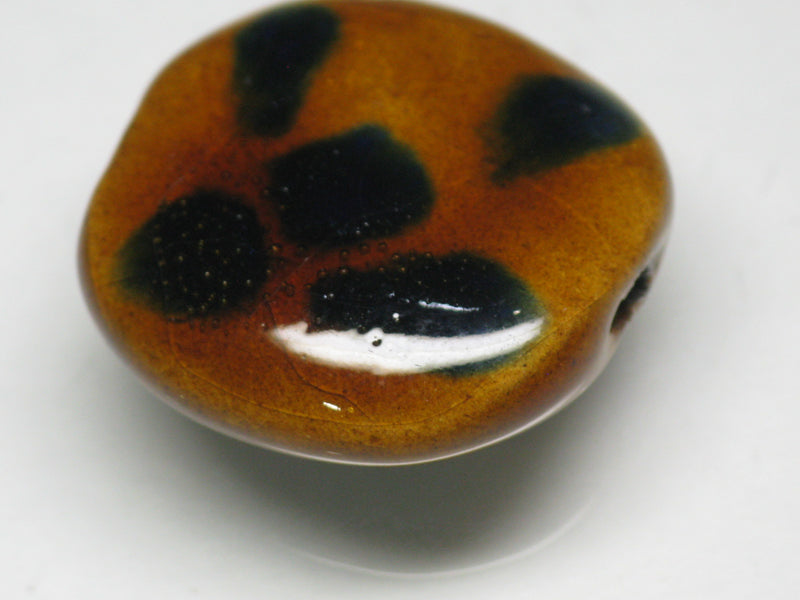 TOKO-BEADS KZ009-35 Kenyan ceramic bead 21~23mm KZ009-35 Kazuri ケニアセラミックビーズ 21~23mm Asian bead & African bead  Handmade,Lampeork,bead,asia,india,ethnic,parts,accessory,beads とんぼ玉,ビーズ,トンボ玉,アジア,インド,エスニック,手作り,パーツ,アクセサリー