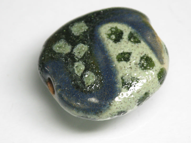 TOKO-BEADS KZ013-52 Kenyan ceramic bead 21~23mm KZ013-52 ケニアセラミックビーズ 21~23mmKazuri カズリビーズ Asian bead & African bead  Handmade,Lampeork,bead,asia,india,ethnic,parts,accessory,beads とんぼ玉,ビーズ,トンボ玉,アジア,インド,エスニック,手作り,パーツ,アクセサリー