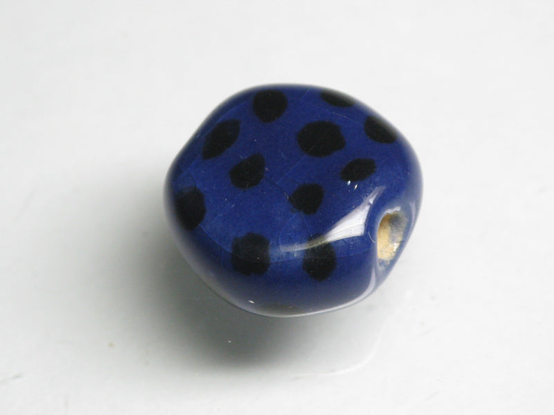 TOKO-BEADS KZ018-06 Kenyan ceramic bead 15mm KZ018-06 ケニアセラミックビーズ 15mmKazuri カズリビーズ Asian bead & African bead  Handmade,Lampeork,bead,asia,india,ethnic,parts,accessory,beads とんぼ玉,ビーズ,トンボ玉,アジア,インド,エスニック,手作り,パーツ,アクセサリー