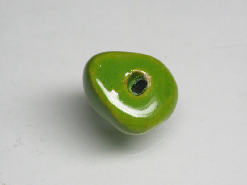 TOKO-BEADS KZ021-14 Kenyan ceramic bead 13.5mm KZ021-14 ケニアセラミックビーズ 13.5mmKazuri カズリビーズ Asian bead & African bead  Handmade,Lampeork,bead,asia,india,ethnic,parts,accessory,beads とんぼ玉,ビーズ,トンボ玉,アジア,インド,エスニック,手作り,パーツ,アクセサリー
